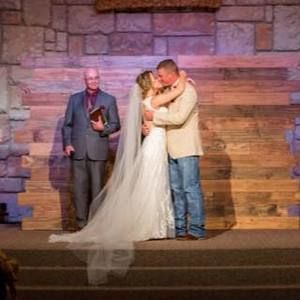 Meet your Posher, Emma nicole